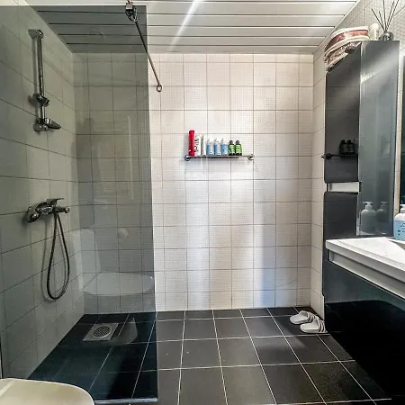 Spacious 1-br, Central, Fully Equipped, Smart Tv